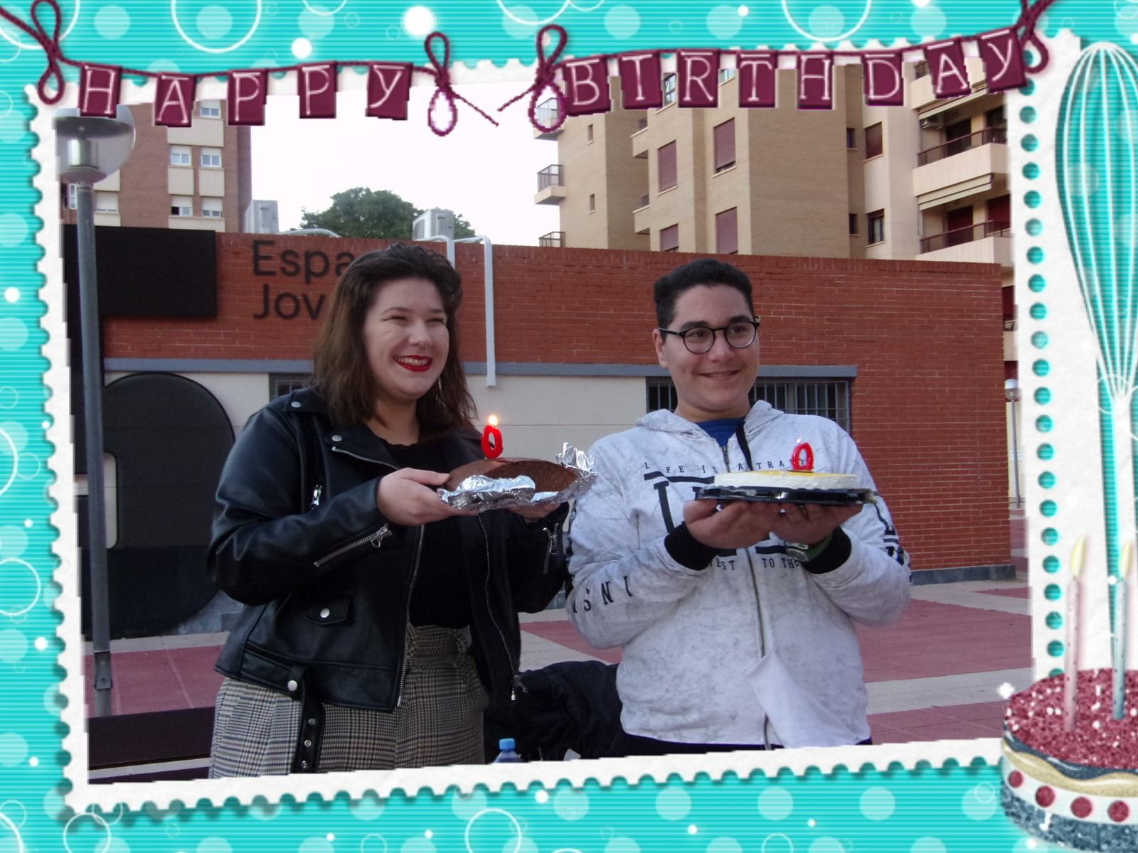 LOS PARTICIPANTES DEL TALLER DE OCIO DE CELEBRACIÓN DE CUMPLEAÑOS