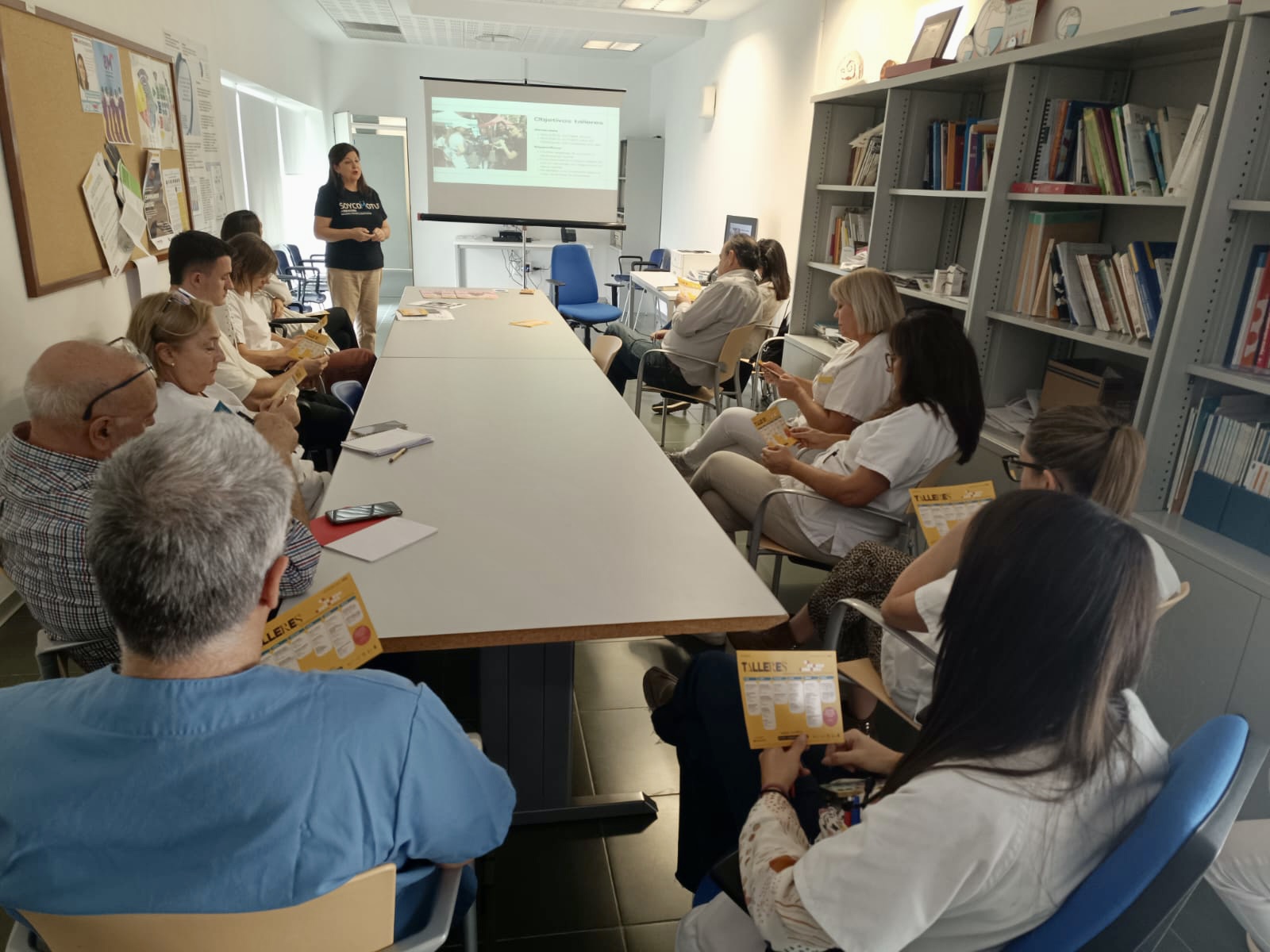 ENCUENTRO CON PROFESIONALES SANITARIOS DEL VALLE DE RICOTE