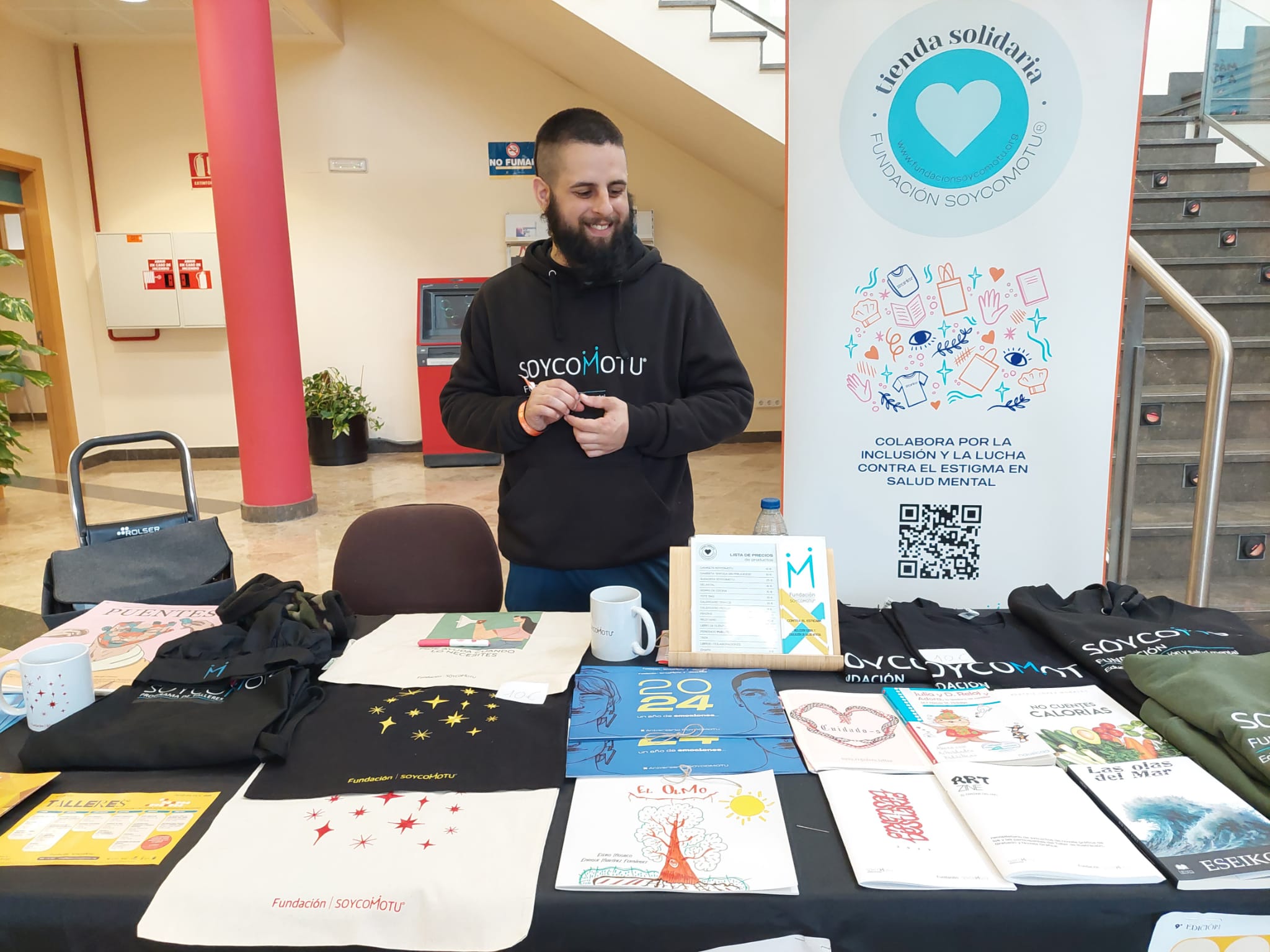 PARTICIPAMOS EN EL MERCADILLO SOLIDARIO ORGANIZADO POR LA UNIVERSIDAD DE MURCIA