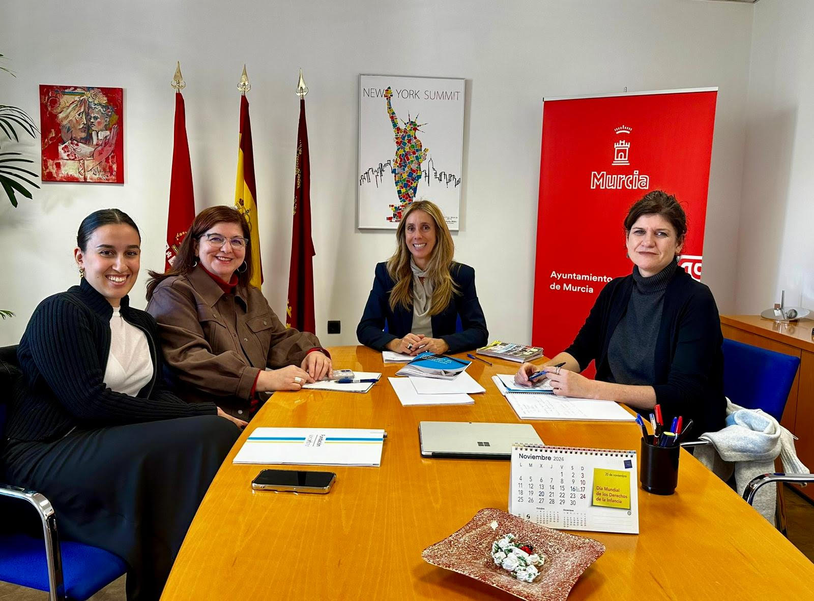 NOS REUNIMOS DE NUEVO EN LA CONCEJALÍA DE BIENESTAR SOCIAL, FAMILIA Y SALUD